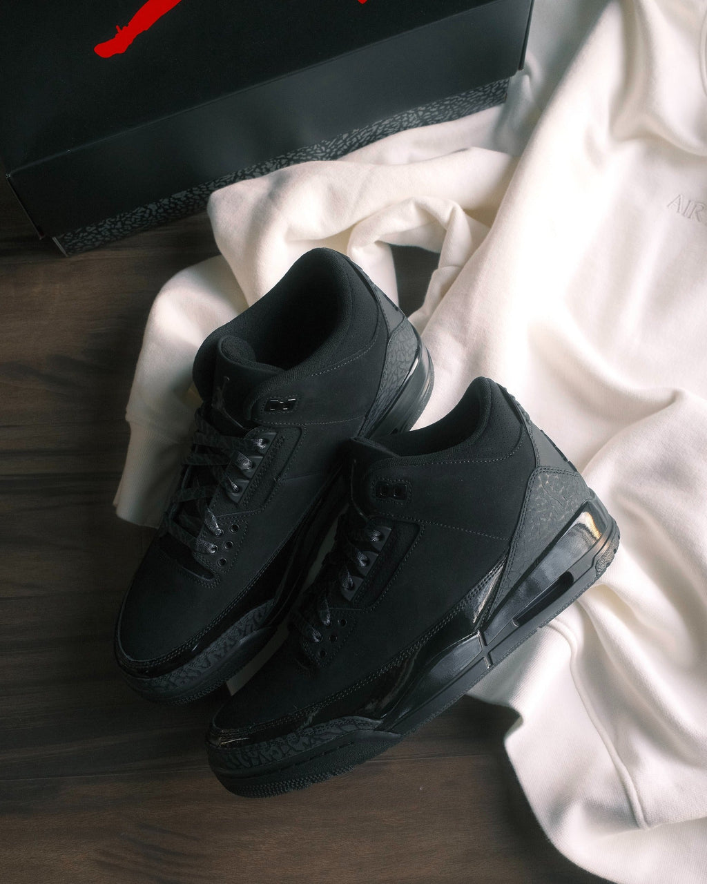Air Jordan 3 - "Black Cat 2025"