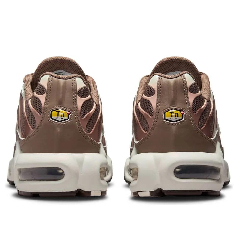 Nike Women's Air Max Plus 'Mink Brown Baroque Brown Sail Metallic Silver'