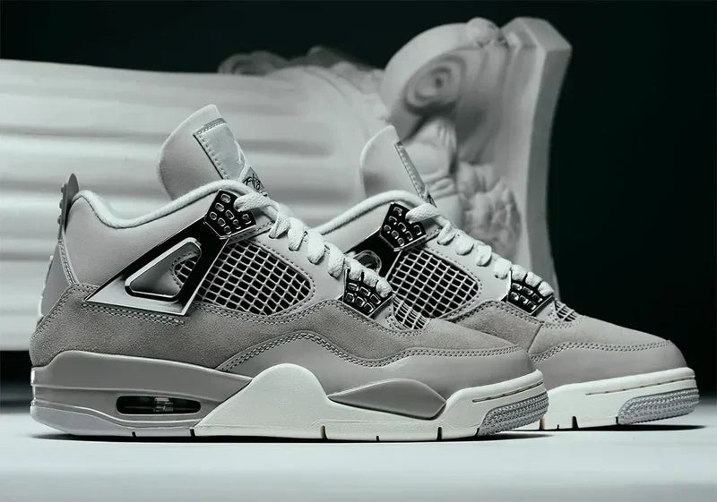 Air Jordan 4 - "Frozen Moments"