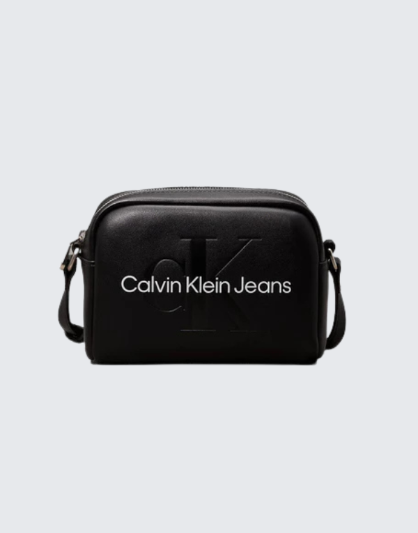 Calvin Klein Sculpted Camera Bag 18 Women
