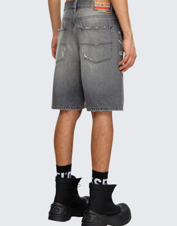 Diesel Regular Denim Shorts 02 A064300cbca02