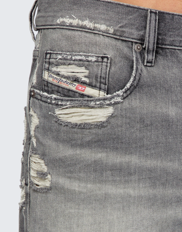 Diesel Regular Denim Shorts 02 A064300cbca02